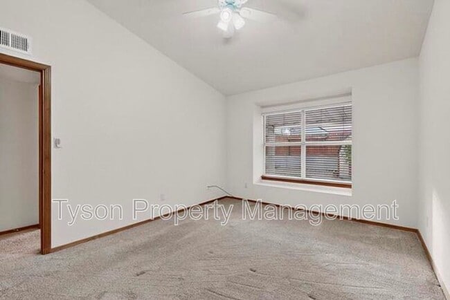 Building Photo - 5344 Chuckwagon Trail NW