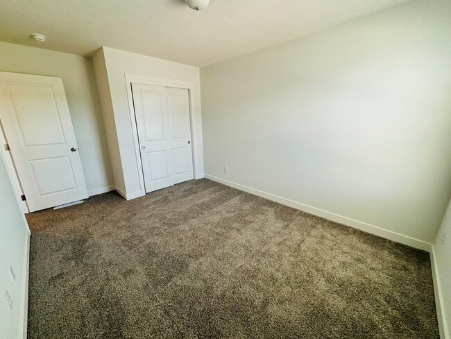 Building Photo - 11407 N 161st Ct