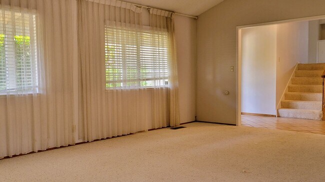 Building Photo - Large Landscaped Backyard! Fruit Trees- Fresh Interior Paint- Fresh Exterior paint- New Roof Comi...