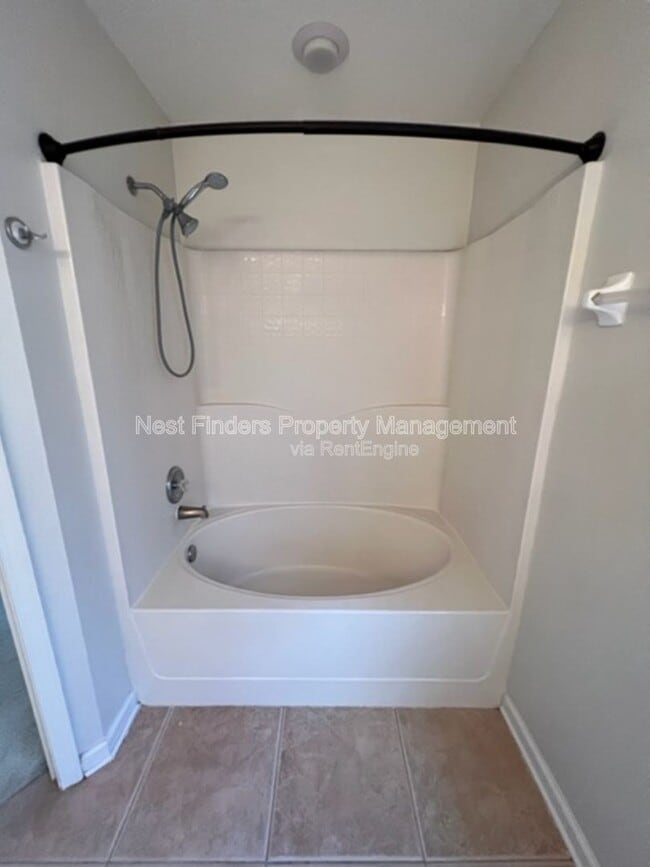 Building Photo - 7499 Scarlet Ibis Ln