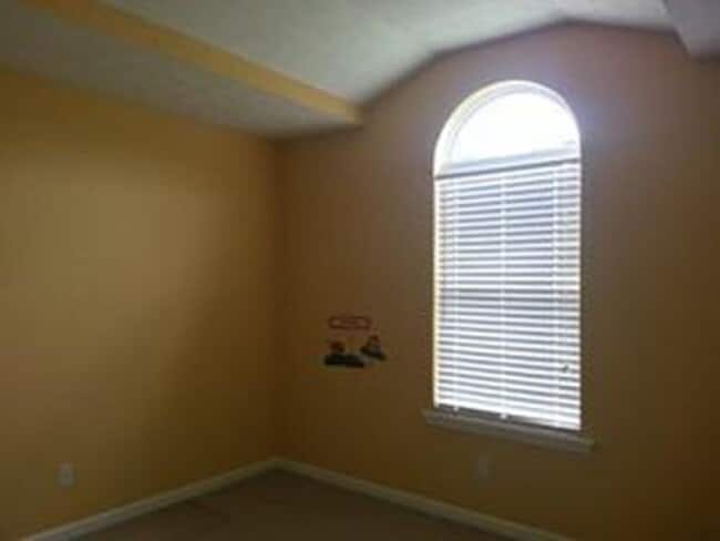 Building Photo - 107 Winchester Ct