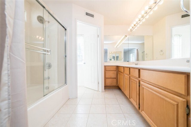 Building Photo - 124 Cherrybrook Ln