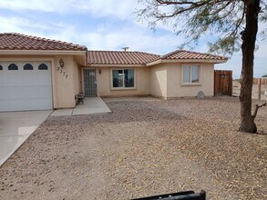 Building Photo - Charming 3-Bedroom, 2-Bath Home in Salton City