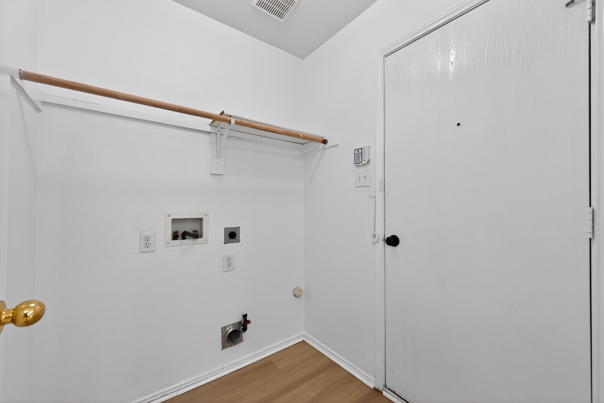 Building Photo - 2125 Elm Falls Pl