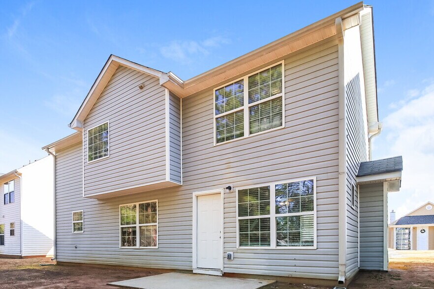 Building Photo - 130 Chandler Fields Dr