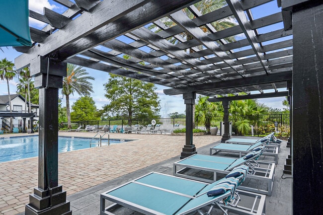 Building Photo - THE CLUB AT MILLENIA