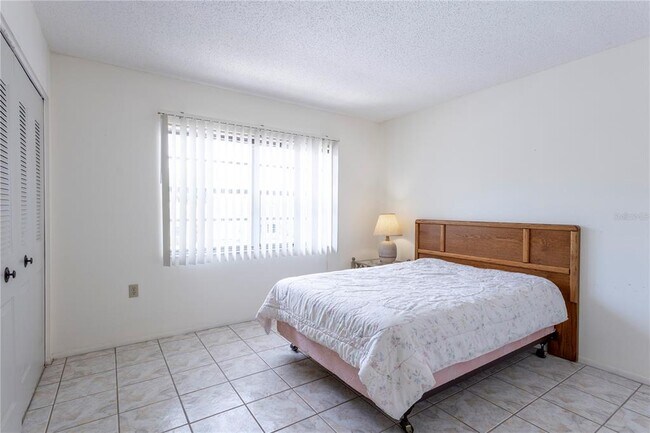 Building Photo - 3840 Staysail Ln