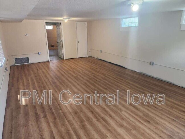 Building Photo - 1234 Herold Ave