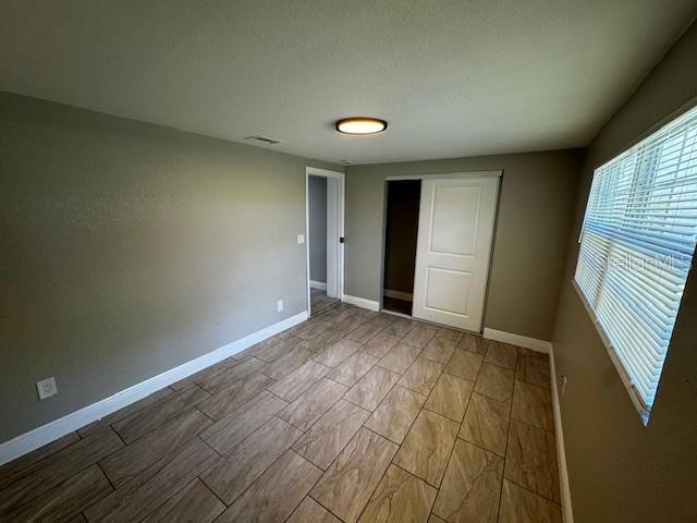 Building Photo - 6421 Kelso Dr