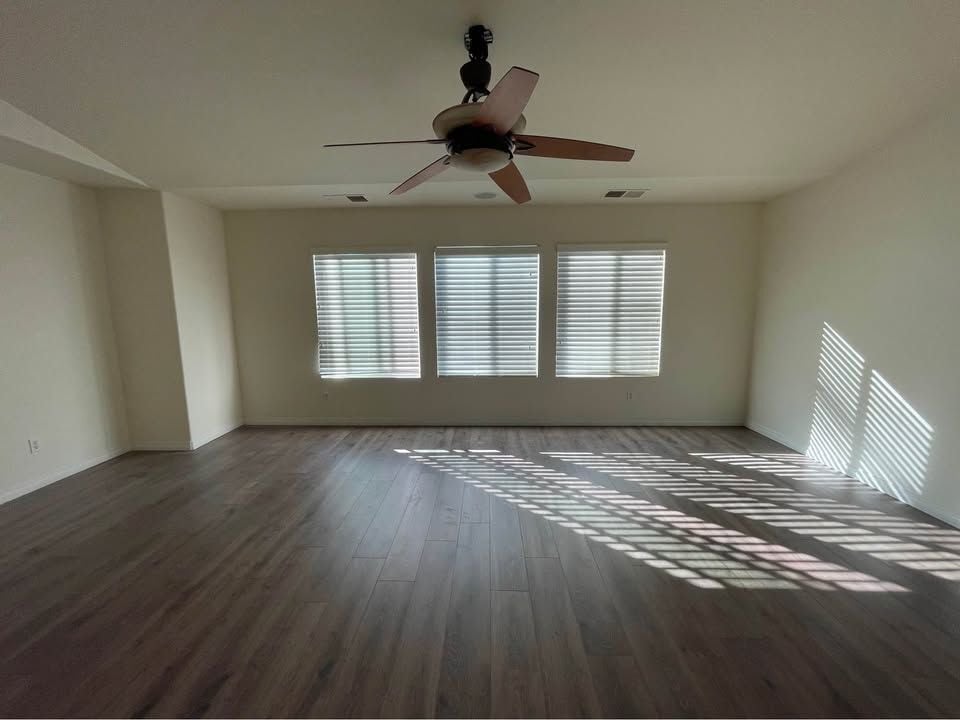 Building Photo - 35655 Winkler St