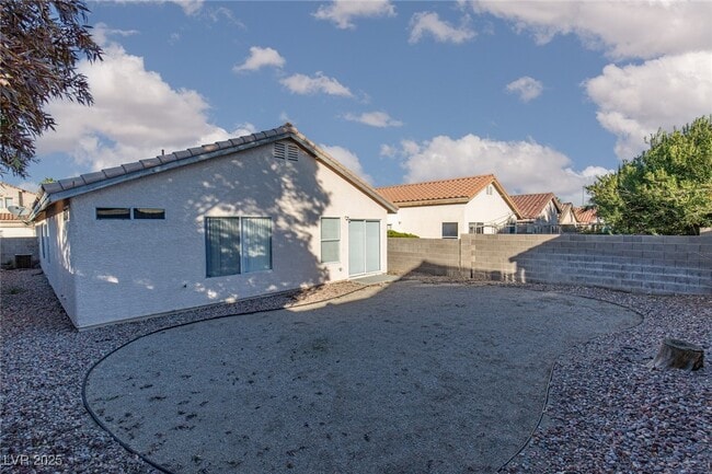 Building Photo - 8109 Defiance Ave