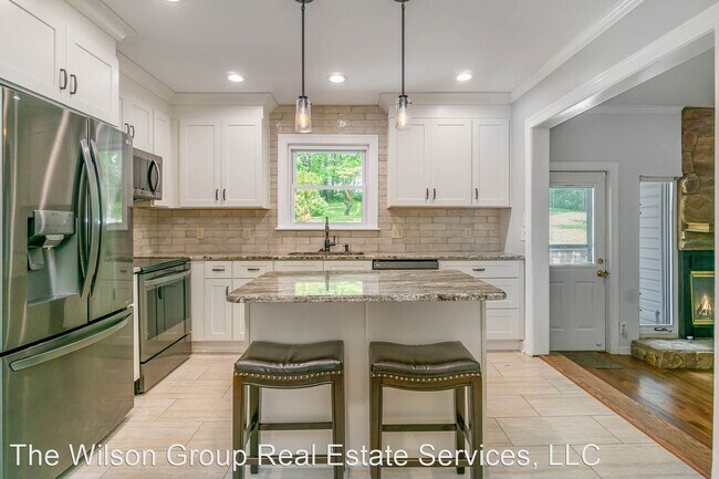 Building Photo - 3 br, 2 bath House - 153 Spring Valley Road