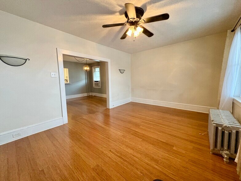 Building Photo - 509 Nutt Rd