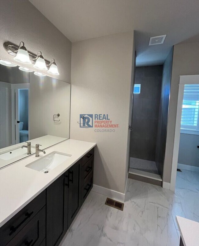 Building Photo - 1912 Tidewater Ln