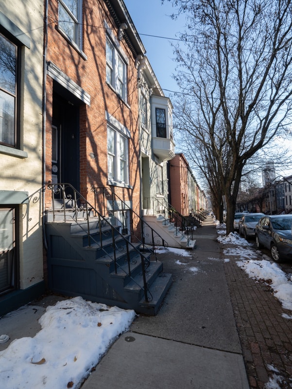 Building Photo - 335 Hudson Ave