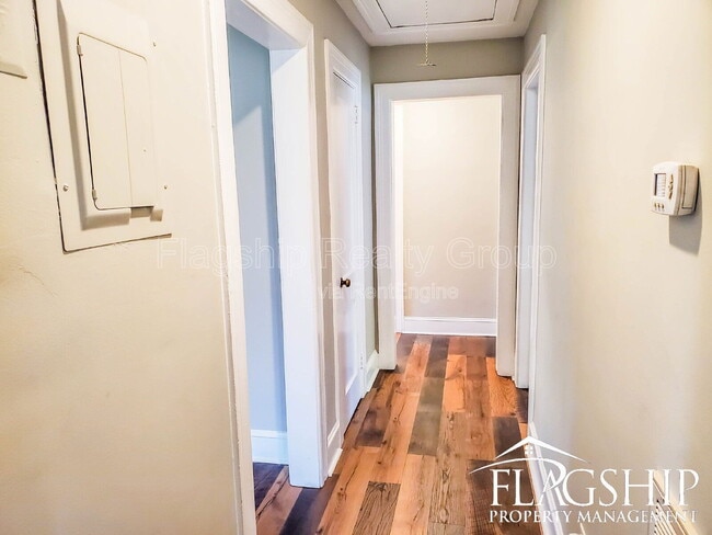 Building Photo - 1204 Franklin Dr