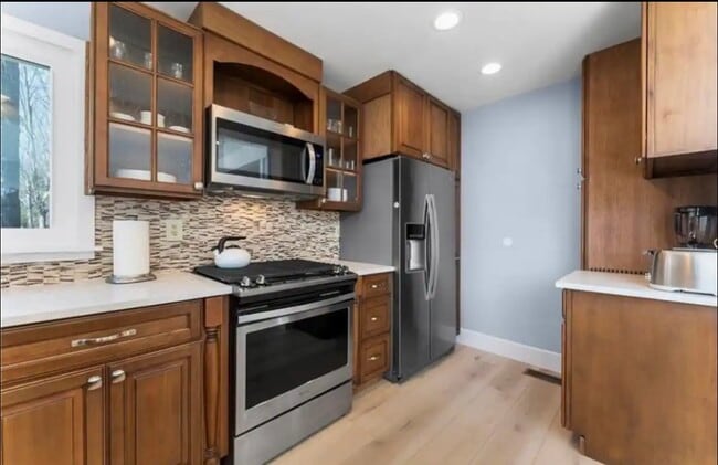 Building Photo - 315 Goldfinch Pl