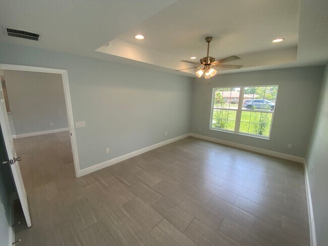 Building Photo - Beautiful, Newer Constructed, Unfurnished, Family Friendly, ANNUAL LEASE In Summerfield