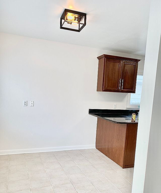 Building Photo - 3-Bed, 2-Bath Home in Birmingham's Heart with 1,375 Sq Ft of Comfort!"