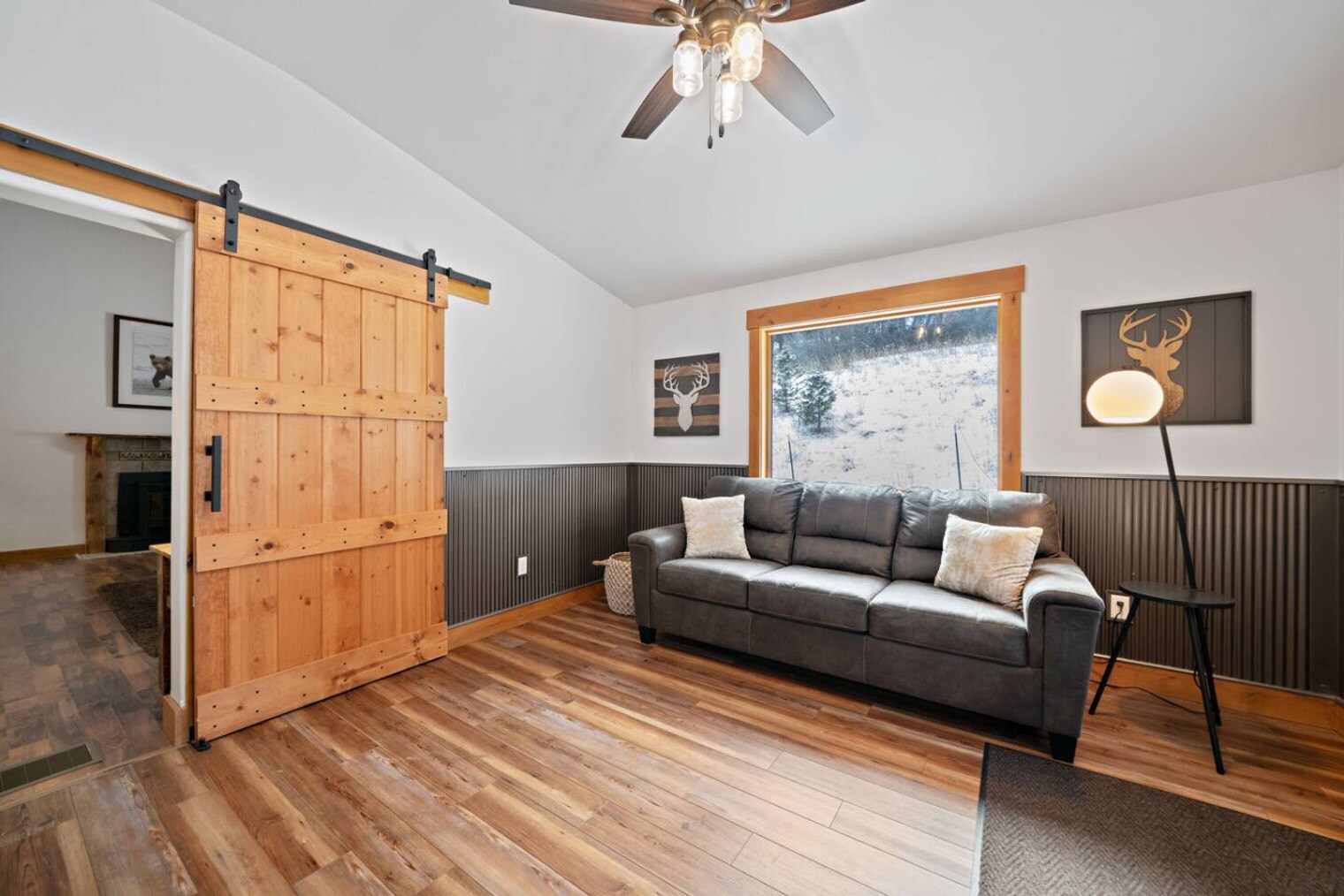 Building Photo - 420 Colt Rd