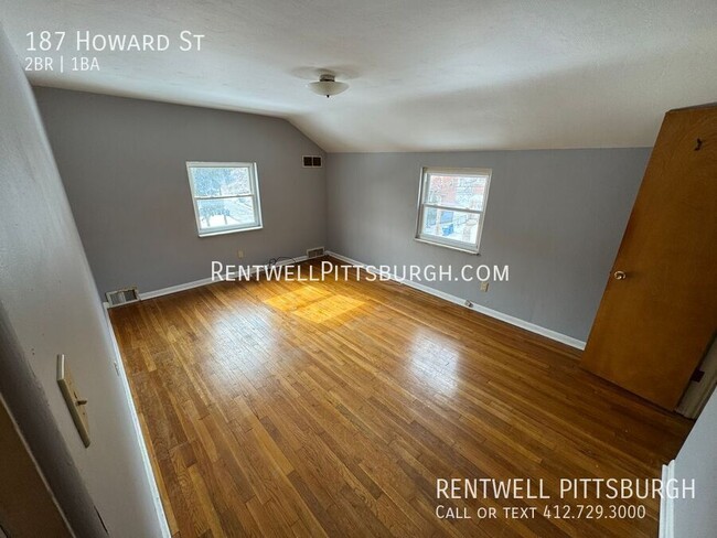 Building Photo - 2 Bedroom Home in Penn Hills