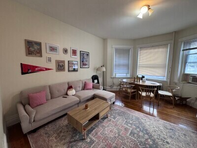 Building Photo - 24 Euston St