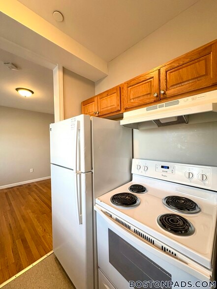 Building Photo - 4 Kingsley Terrace