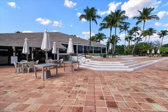 Building Photo - 11863 Wimbledon Cir