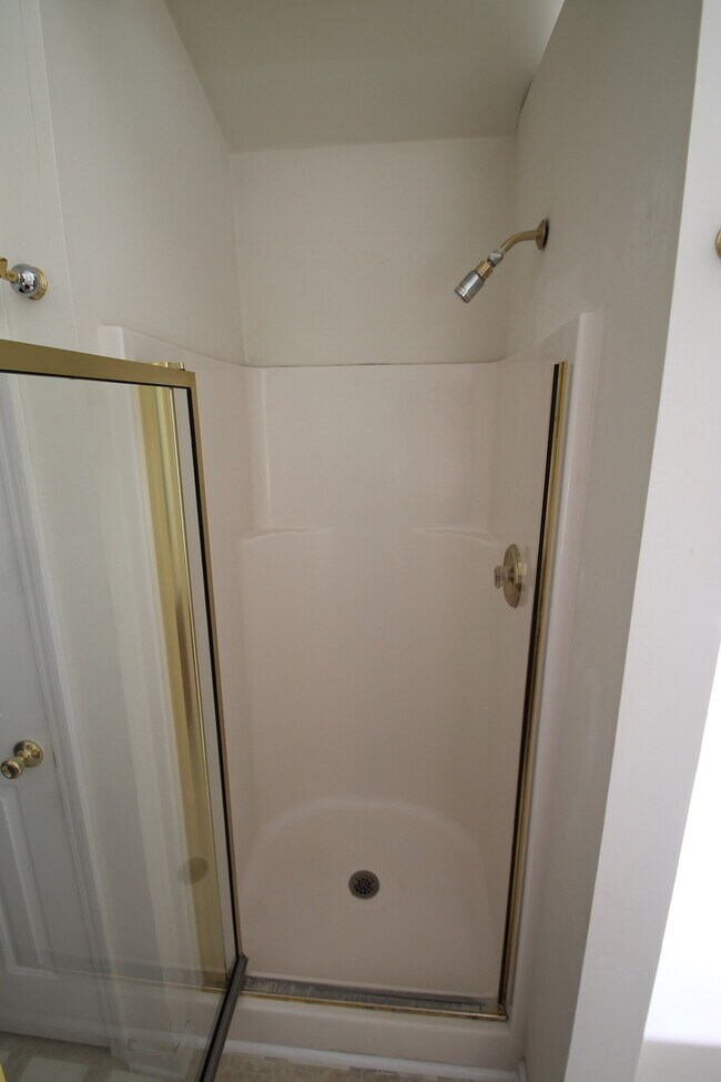 Building Photo - Exclusively Offered by Muse Realty, LLC