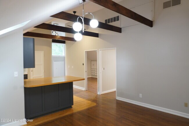 Building Photo - 2541 Cherokee Pkwy