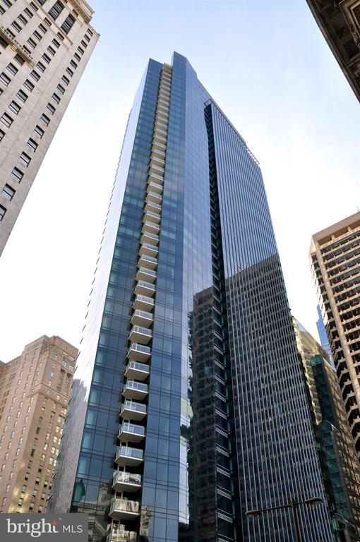 Building Photo - 1414 S Penn Square