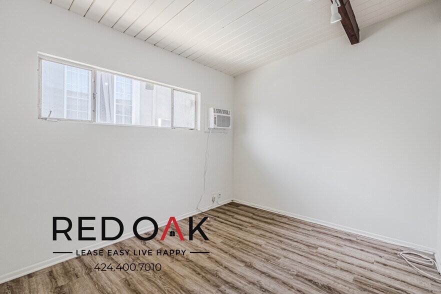 Building Photo - 128 S Normandie-G