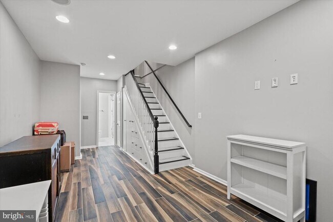 Building Photo - 4416 34th St S