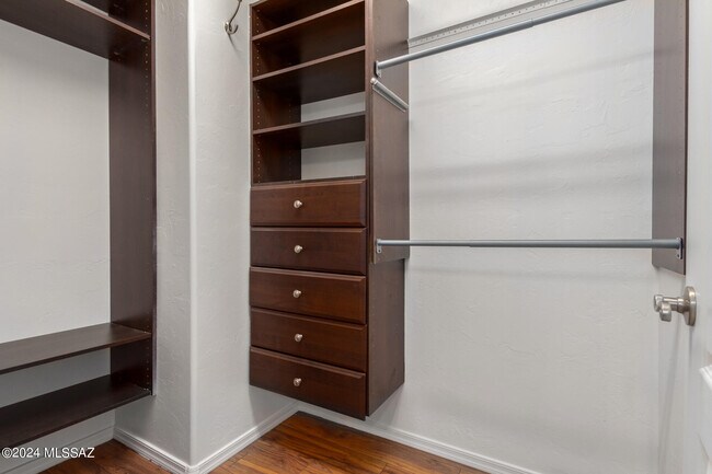 Building Photo - 1599 W Homecoming Way