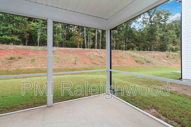 Building Photo - 396 Bent Willow Dr