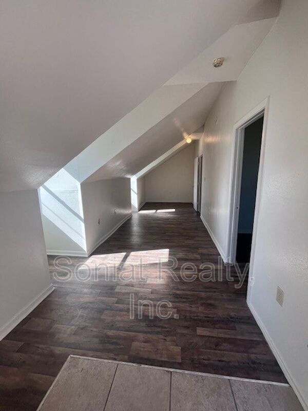 Building Photo - 2119 N Villere St