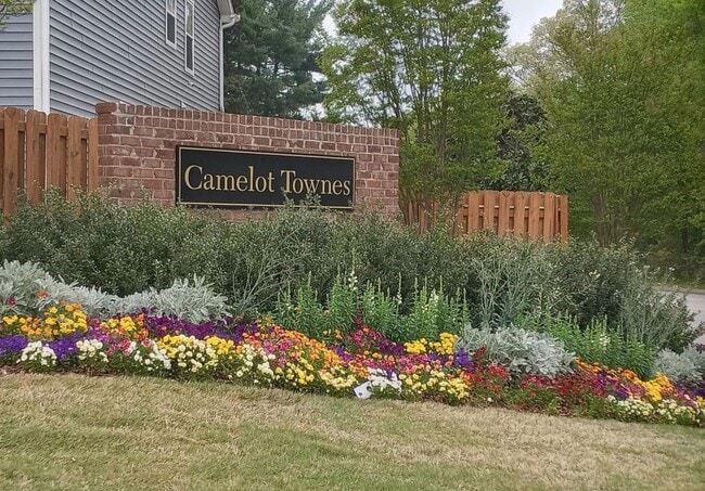 Building Photo - 222 Keaton Ct