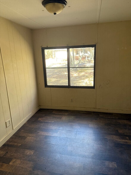 Building Photo - 1009 N Eve St