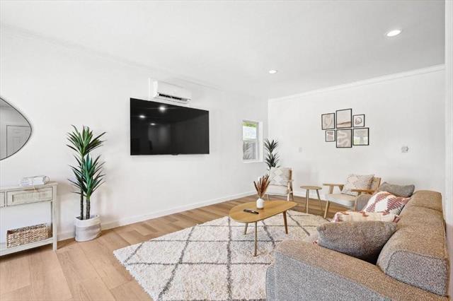 Building Photo - 3322 Darby Ln