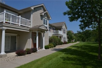 Building Photo - 906 Farmstead Ct