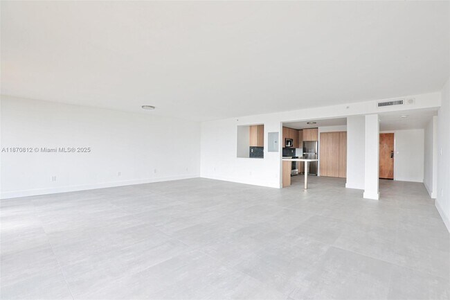 Building Photo - 9300 Bay Harbor Terrace