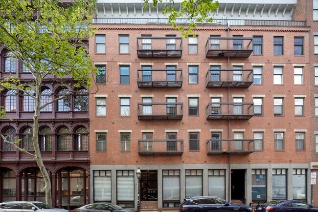 Building Photo - 122-124 Fulton St
