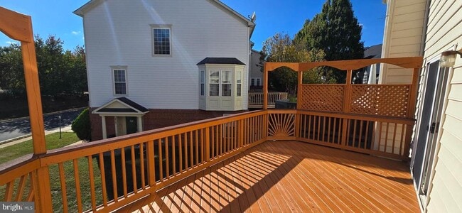 Building Photo - 46193 Walpole Terrace