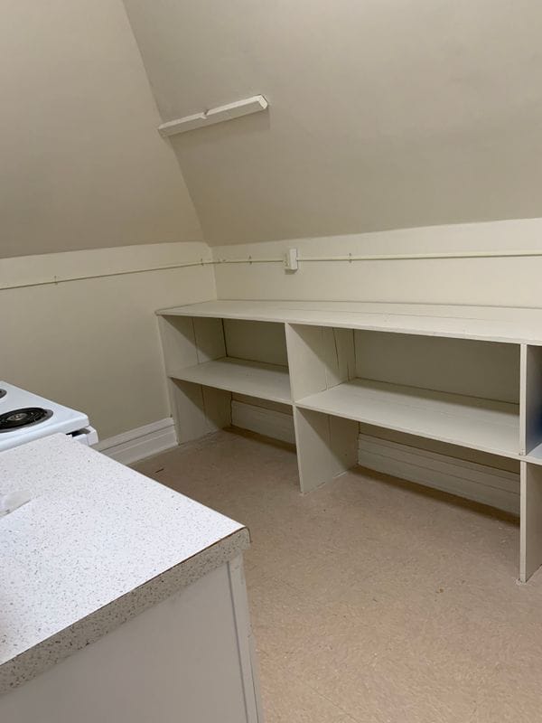 Building Photo - 517 Seneca St