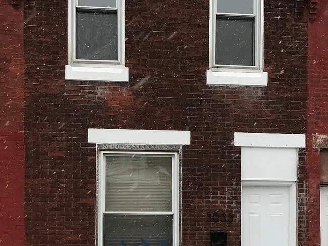 Building Photo - 3033 B St