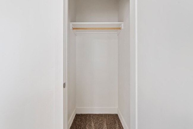 Building Photo - "Discover Comfort & Style: Spacious 3-Bed,...
