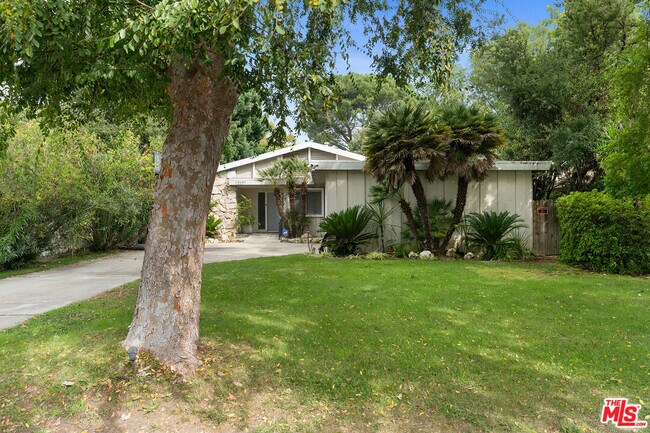 Building Photo - 12237 Hesby St