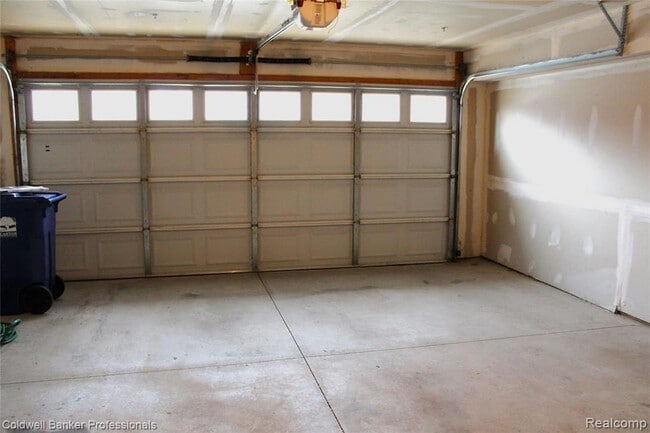 Building Photo - 387 Cherry Orchard Rd