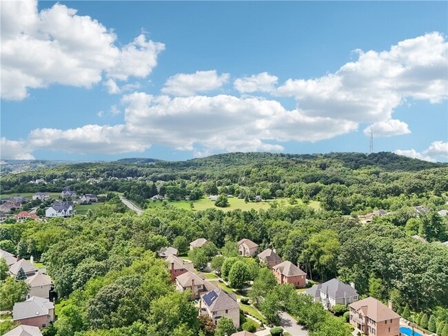 Building Photo - 403 Worth Ct