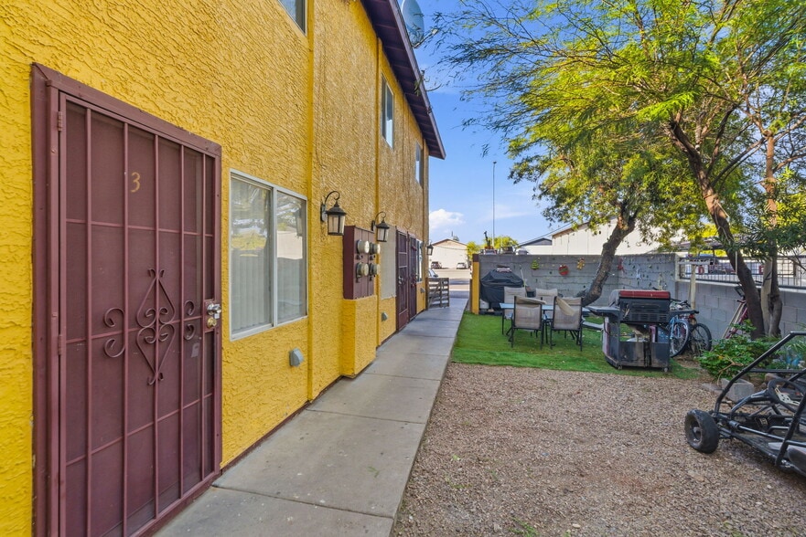 Building Photo - 12741 W Tasha Dr